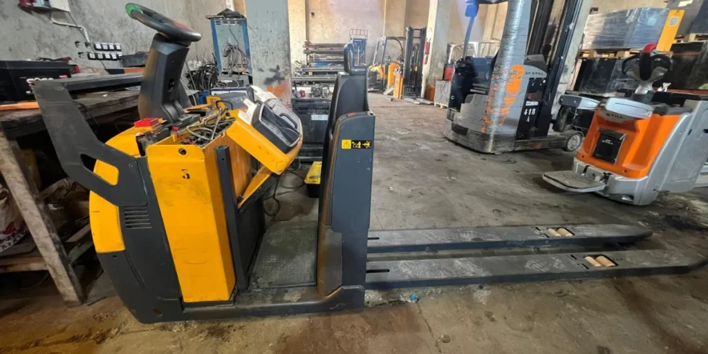 Forklift and Spare Parts Supply
